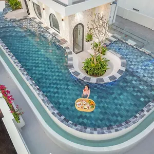 V Boutique - Complimentary Refreshments ホテル